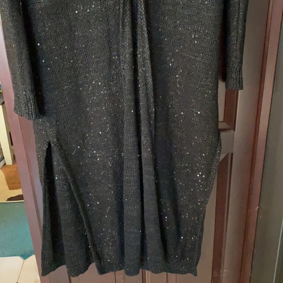 COPY - Black cardigan with detachable fur, with sequins - Picture 8 of 11